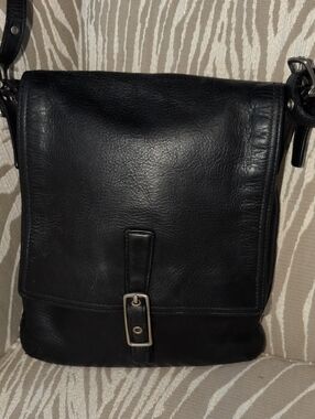 Vintage Coach Legacy Flap Crossbody Bag No. L21-9588